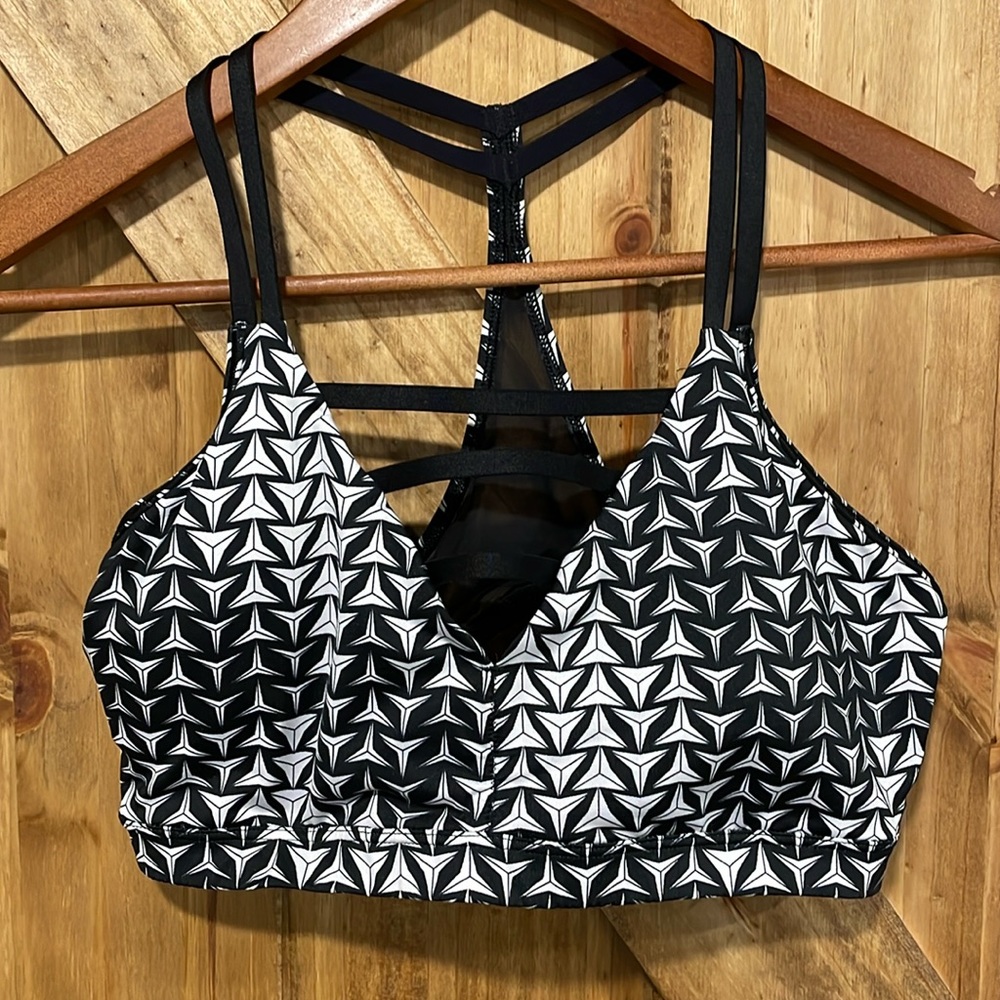 Victoria’s Secret Sports Bra L